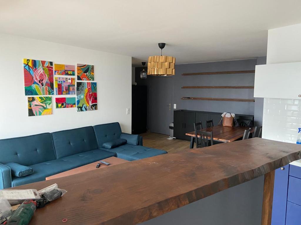 2 Bedroom Apartment + Parking Сен Дени Екстериор снимка